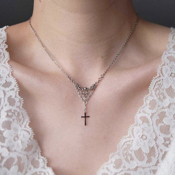 Gothic silver cross chain mail necklace ✦ dainty classic medieval necklace ✦ - Picture 8 of 9